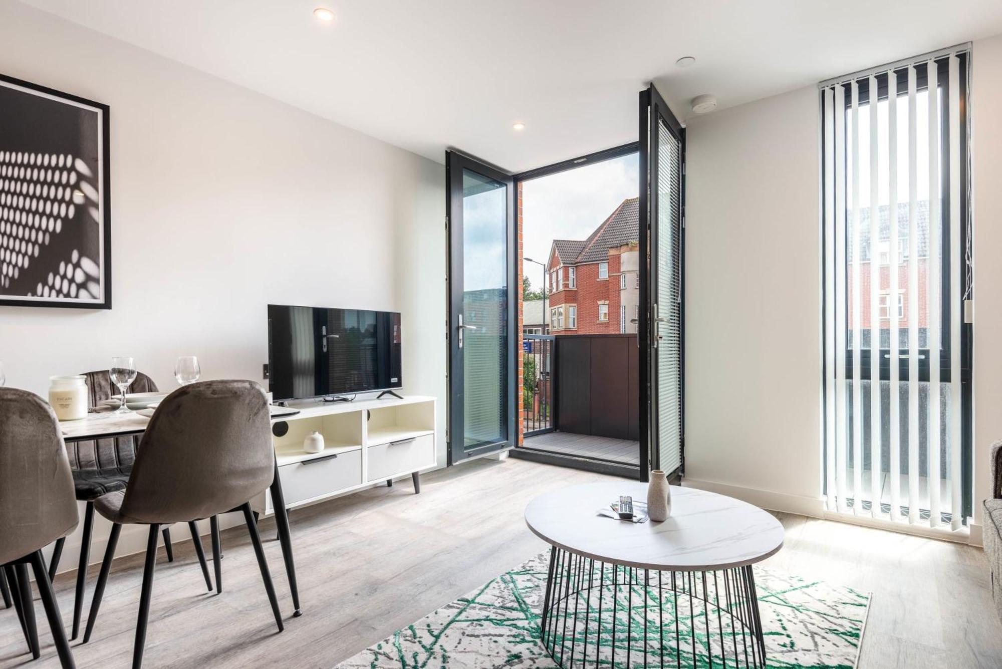 Stayzeni, Ouse Court Smart 2 Bed Flat